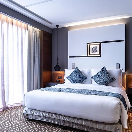 เมอเวนปิค โฮเต็ล แอนด์ คอนเวนชั่น เซ็นเตอร์ เคแอลไอเอ Hotel เซปัง ภายนอก รูปภาพ